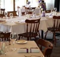 Riley's Restaurant - Foster Accommodation