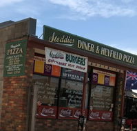Stoddies Diner  Heyfield Pizza - Foster Accommodation