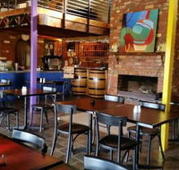 Rainbow Gallery Cafe - Foster Accommodation
