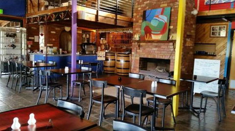 Rainbow Gallery Cafe - Foster Accommodation 0