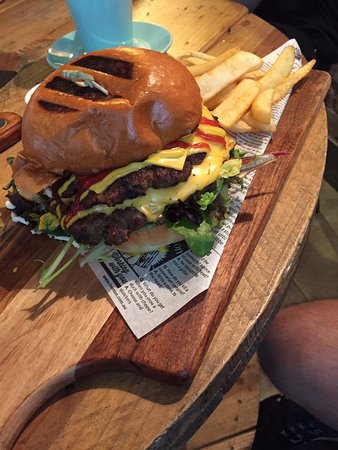 Mulberry Tree Cafe - Foster Accommodation 0