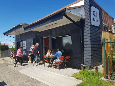 GF Eats - Foster Accommodation 0