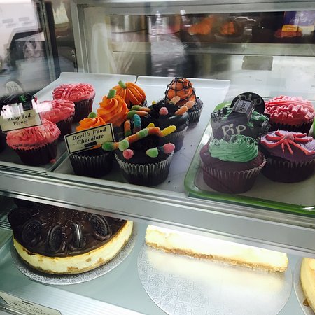 Jillian's Cakery - Foster Accommodation 0