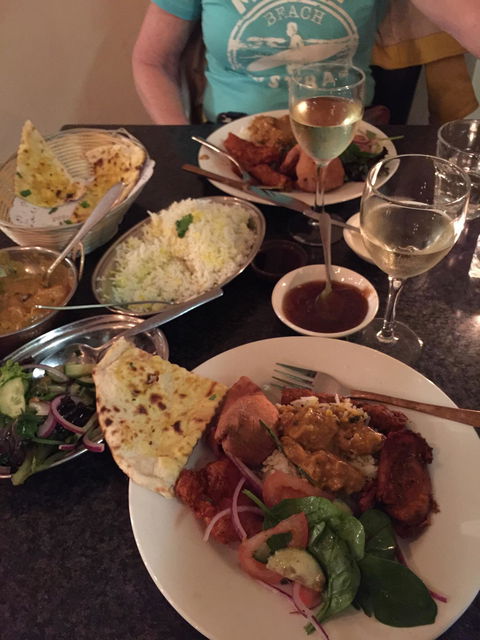 Albany's Indian Tandoori Restaurant - Foster Accommodation 1