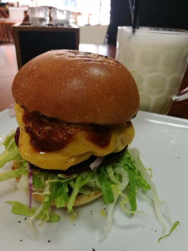 Pop Cafe - Foster Accommodation 3