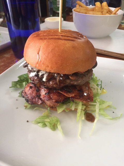 Pop Cafe - Foster Accommodation 5