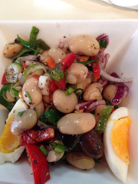 Pop Cafe - Foster Accommodation 8