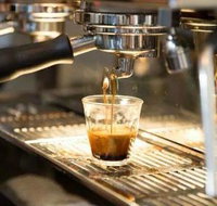 Black Bear Cafe - Foster Accommodation