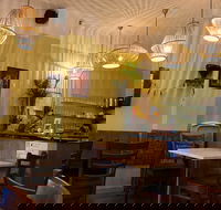 One Thai Restaurant - Foster Accommodation