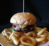 Edward River Hotel - Foster Accommodation