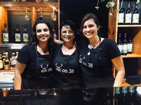 Elk On 38 - Foster Accommodation 0