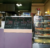 Mal's Pizza Bite - Foster Accommodation