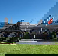 New England Motor Lodge - Foster Accommodation