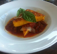 Quattro - Foster Accommodation