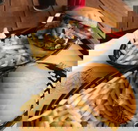 Burger Head - Foster Accommodation