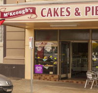 McKeoughs Cake Shop - Foster Accommodation
