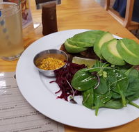 Organic Feast - Foster Accommodation