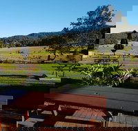 BroadAxe Bistro Coramba Hotel - Foster Accommodation