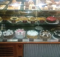 Luddenham Village Cafe - Foster Accommodation