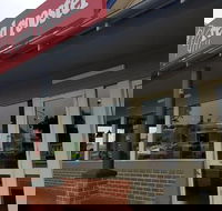 Red Rooster - Foster Accommodation