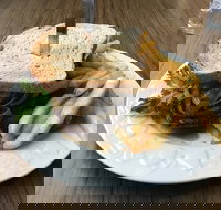 Tattersalls Club Hotel - Foster Accommodation