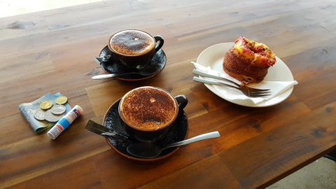 Tractor 828 Restaurant - Foster Accommodation 0