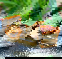 Lily Restaurant - Foster Accommodation