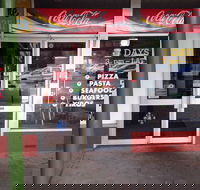 Pizza Capri - Foster Accommodation