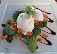 The Deck Cafe - Foster Accommodation