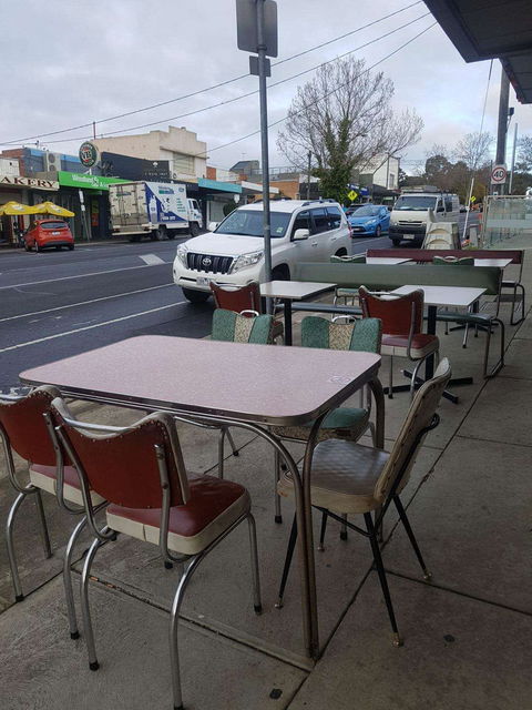 The Corner Cafe On Woodland - Foster Accommodation 0