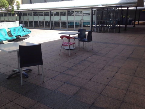 Gradu Eat - Foster Accommodation 0