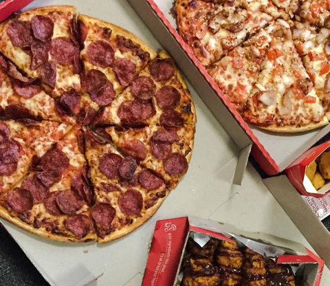 Pizza Hut - Flemington - Foster Accommodation 0