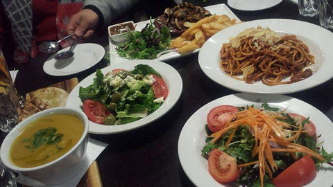 Aussie Steak 'N' Burger - Foster Accommodation 0