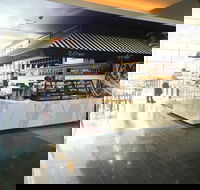 Le Cirque Fine Foods - Docklands - Foster Accommodation