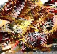 Lucca Cafe - Foster Accommodation