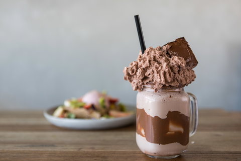 Fitzmaurice Cafe - Foster Accommodation 2