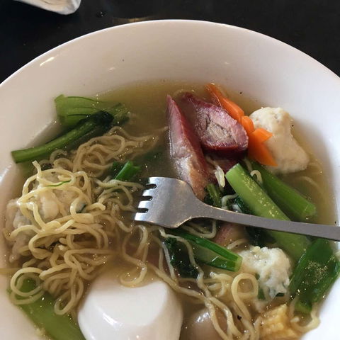 Golden BBQ Seafood Restaurant - Foster Accommodation 0
