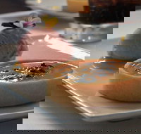 Graphic Arts Club - Foster Accommodation