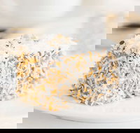 LusciousKiki Cakes - Foster Accommodation