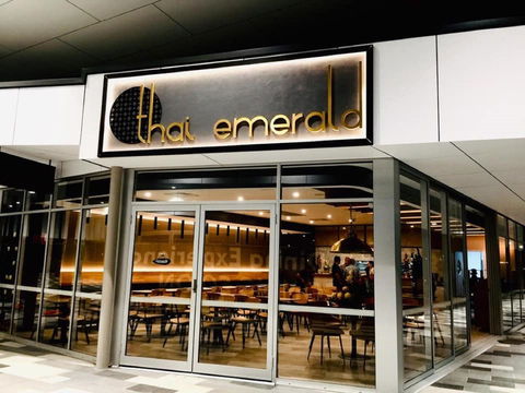 Thai Emerald - Foster Accommodation 0