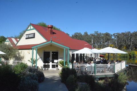 The Boathouse Restaurant At Lake Daylesford - Foster Accommodation 0