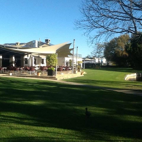 Ramon's At Willow Pond - Foster Accommodation 0