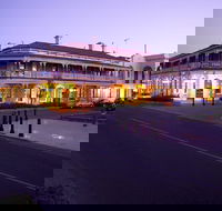 Jens Town Hall Hotel - Foster Accommodation