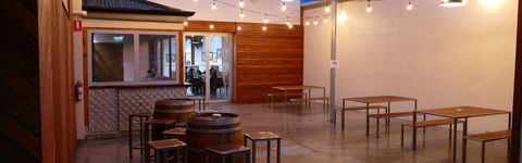 Jens Town Hall Hotel - Foster Accommodation 2