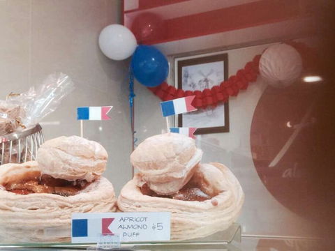Alain Patisserie - Foster Accommodation 0