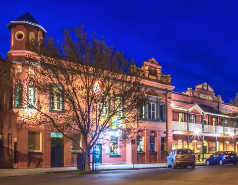 Culcairn Hotel - Foster Accommodation 0