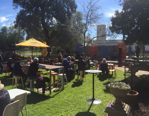 Culcairn Hotel - Foster Accommodation 1