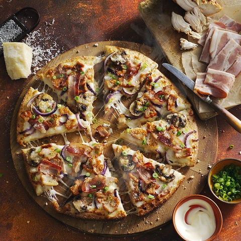 Domino's - Innisfail - Foster Accommodation 0