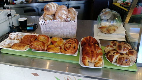 Didier's Petit Cafe - Foster Accommodation 0
