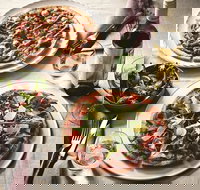 Crust - Mount Gravatt - Foster Accommodation